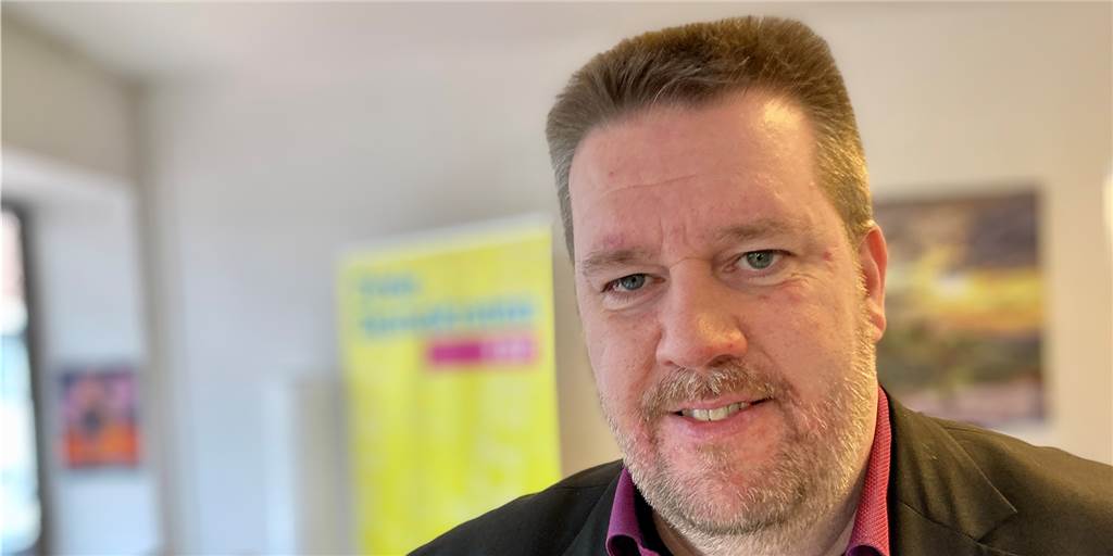 Nils Bettinger bringt die Castropolis-Karte für Ehrenamtler an den Start Nils Bettinger ist Fraktions- und Stadtverbandsvorsitzender der FDP. Die neue Ehrenamtskarte finanziert er bisher aber komplett aus eigenen Finanzmitteln.