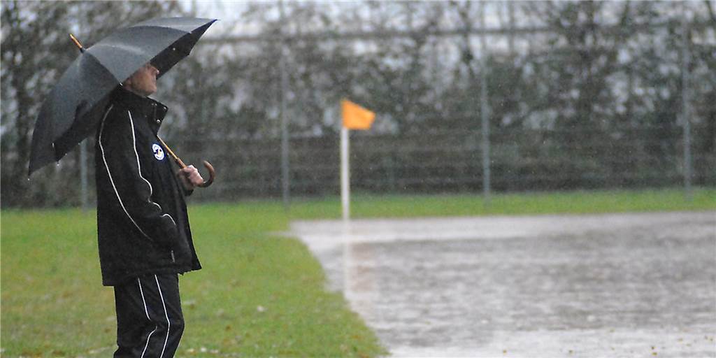Castrop-Rauxel und Herne haben Länge der Sportplatzsperren am Sturm-Wochenende festgelegt Castrop-Rauxel und Herne haben Länge der Sportplatzsperren am Sturm-Wochenende festgelegt