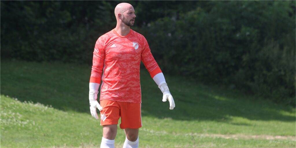 Ex-Oberliga-Torwart Marcel Müller (30) drohen 18 Monate Ausfallzeit Marcel Müller fehlt A-Ligist Westfalia Vinnum wohl noch lange.