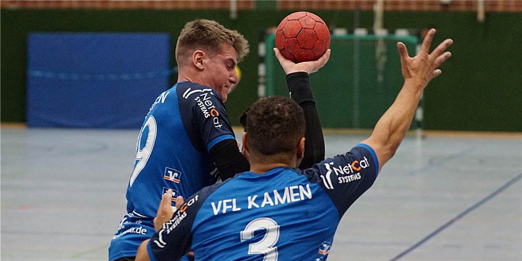 Immer umkämpft: VfL Kamen bei verstärkter Reserve des SuS Oberaden Henrik Ligges und Maurice Schuster vom VfL Kamen treten am Samstag bei der Reserve des SuS Oberaden an.