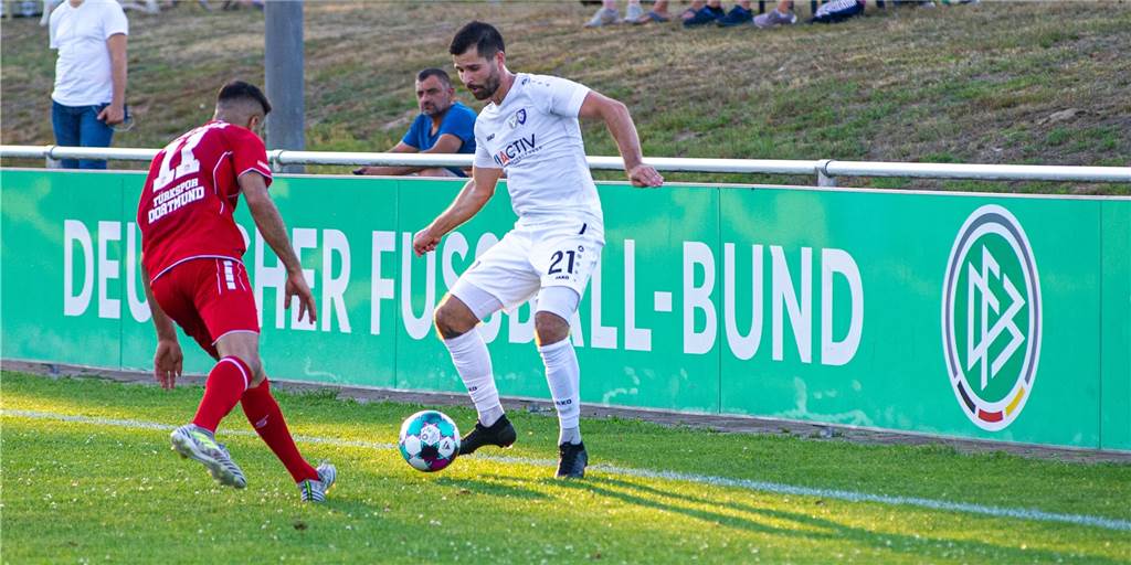 Florian Abendroth: „Mein Bruder ist froh, dass er nicht der einzige alte Sack ist“ Florian Abendroth stand zuletzt wieder mal im Kader des Landesliga-Teams des TuS Haltern am See.