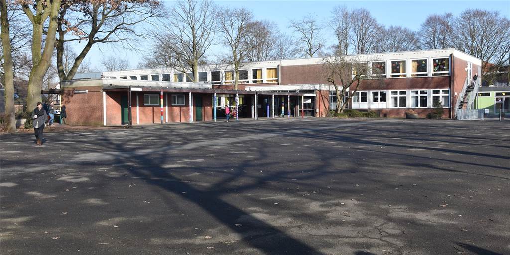 Der Schulhof der Profilschule.