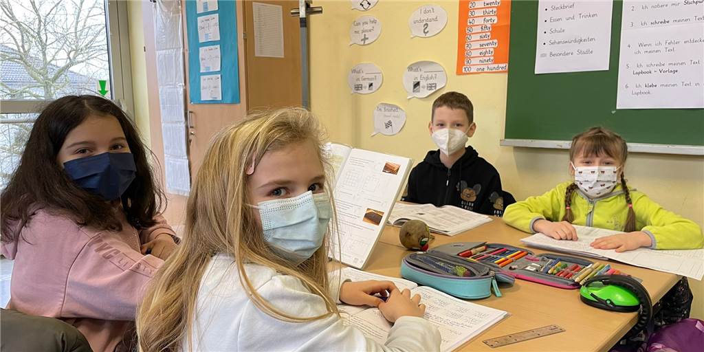 Dortmunder Kinder über die Pandemie: „Es wird nicht genug auf uns geachtet“ Kinder werden während der Corona-Pandemie selten gehört. Wir haben eine vierte Klasse besucht.
