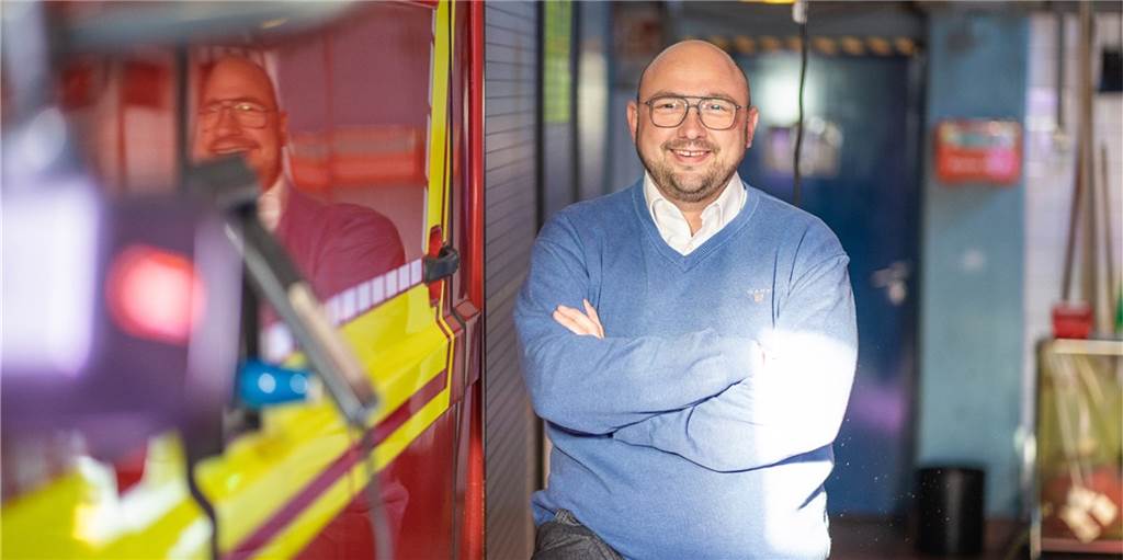 Andreas Flur ist Freiwilliger Feuerwehrmann in Dortmund und kandidiert für die CDU für den Landtag.