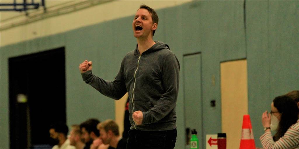 Über Wulfen ins Finale? LippeBaskets träumen vom großen Wurf im WBV-Pokal LippeBasket-Coach Cristoph Henke möchte auch nach dem Pokal-Halbfinale am Samstag jubeln. Gegen den Regionalligisten Wulfen sind die Lippebaskets nicht chancenlos.
