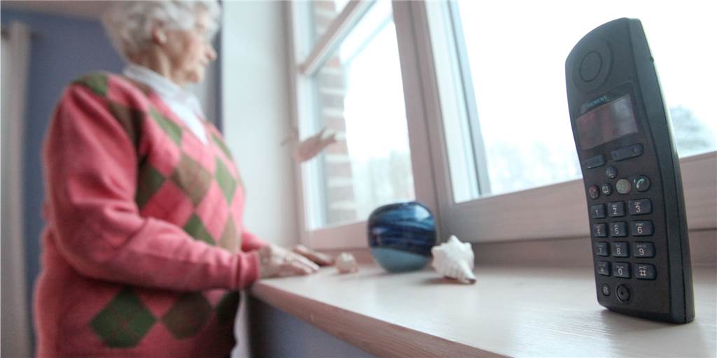 Betrugsmasche: Falsche Polizisten bringen Lüner Seniorin um ihr Erspartes Betrugsmasche: Falsche Polizisten bringen Lüner Seniorin um ihr Erspartes