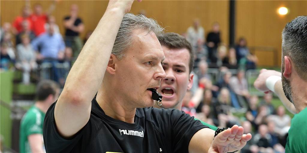 Schiedsrichter-Mangel im Handball? - „Ein Problem, das zunehmen wird“ Hat der Handballverband Westfalen ein Schiedsrichterproblem? Gänzlich abstreiten will man das bei den Schiedsrichtern nicht.
