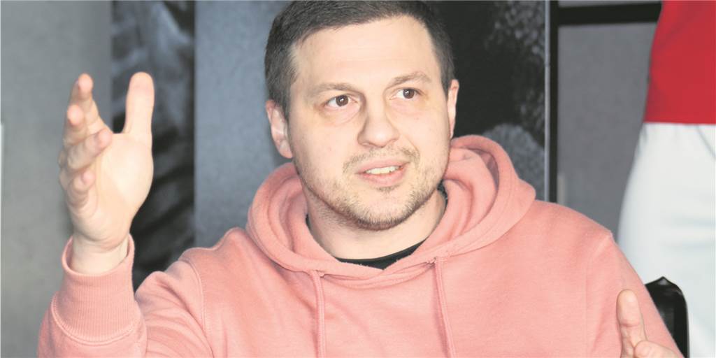 Fußball wird zur Nebensache, Mykola Makarchuk bangt - „wie geht es meiner Familie?“ Fußball wird zur Nebensache, Mykola Makarchuk bangt - „wie geht es meiner Familie?“