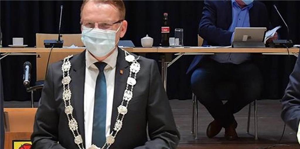 Selm ist dazu bereit, Flüchtlinge aus der Ukraine aufzunehmen Bürgermeister Thomas Orlowski zeigt sich entsetzt über den russischen Angriff auf die Ukraine. Selm sei bereit, Flüchtlinge aufzunehmen.