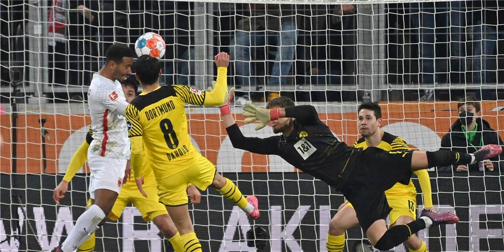09 Fakten: Augsburg läuft Dortmund den Rang ab - BVB pflegt Joker-Allergie 09 Fakten: Augsburg läuft Dortmund den Rang ab - BVB pflegt Joker-Allergie