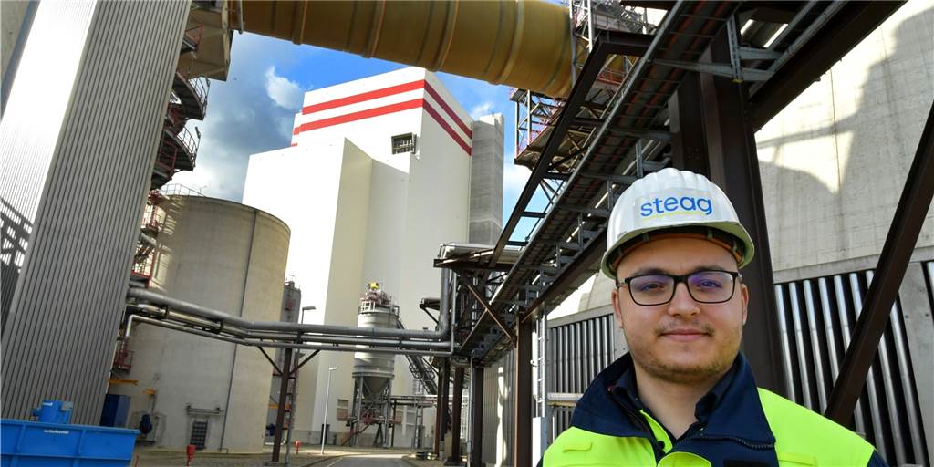 Praktikant bei Steag in Lünen: Franzose zwischen Kohle- und Kernkraft Osman Tan aus der Bretagne arbeitet zurzeit im Steag-Team auf dem Trianel-Kraftwerk an der Frydag-Straße in Lünen.