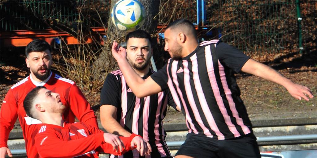 Dortmunder Kreisliga: Krankenwagen-Einsatz und zwei Treffer nach über 100 Minuten Dortmunder Kreisliga: Krankenwagen-Einsatz und zwei Treffer nach über 100 Minuten