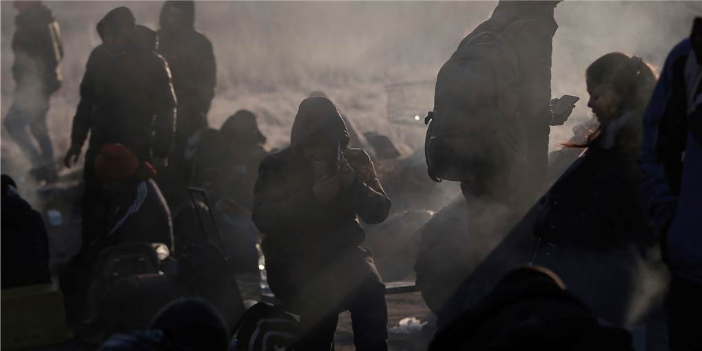 Dortmunder Vereinsbulli ist unterwegs zur Grenze, um Ukraine-Flüchtlinge zu retten Dortmunder Vereinsbulli ist unterwegs zur Grenze, um Ukraine-Flüchtlinge zu retten