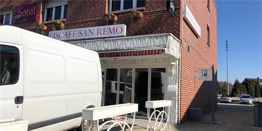 Nach Brand: Eiscafé an der Kreisstraße öffnet nach langer Pause wieder Die Eisdiele San Remo an der Kreisstraße soll bald wieder öffnen. Mit neuem Betreiber und neuem Aussehen.