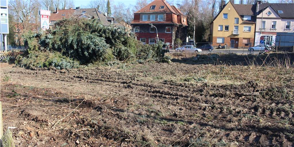 Aufwertung für den Ortskern: Firma Derwald baut im Dortmunder Westen Das Grundstück an der Frohlinder Straße ist für den Baubeginn eines neuen Wohnhauses hergerichtet worden.