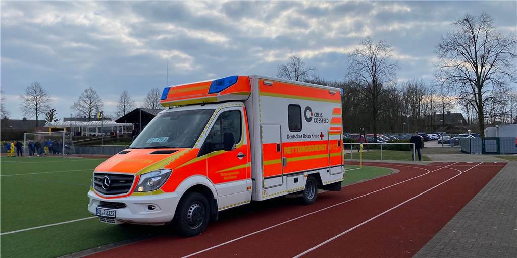 Krankenwagen-Einsatz und Knochenbruch überschatten Derbysieg des SV Herbern II Ein Krankenwagen-Einsatz überschattete den Herberner Derbysieg.