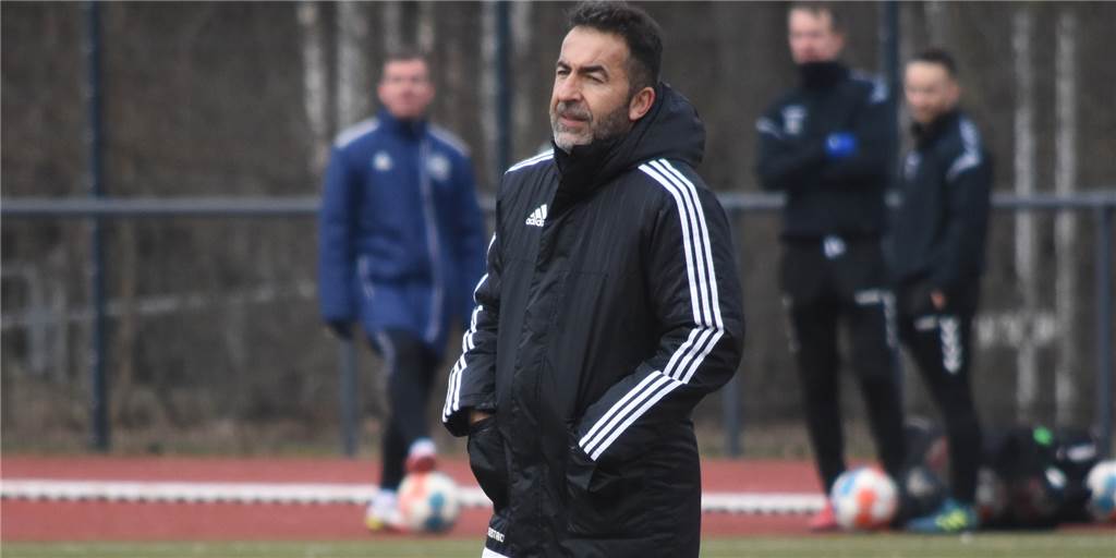 Torschütze und Neu-Coach Ciplak im Video: „Ich war eigentlich die Notlösung“ Torschütze und Neu-Coach Ciplak im Video: „Ich war eigentlich die Notlösung“