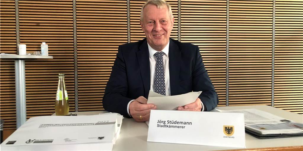 Stadt Dortmund braucht Krisenmanager - Kämmerer verschiebt den Ruhestand Stadt Dortmund braucht Krisenmanager - Kämmerer verschiebt den Ruhestand