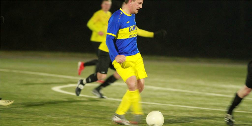 Mit Spielern aus der Zweiten: SV Herbern gewinnt Test mit B-Elf, doch ein Stammspieler verletzt sich Dennis Närdemann traf im Test gegen den SV GS Hohenholte doppelt.