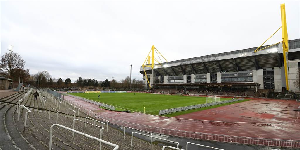 BVB-U23 zieht in den Signal Iduna Park um – Stadt äußert sich zum Millionenprojekt BVB-U23 zieht in den Signal Iduna Park um – Stadt äußert sich zum Millionenprojekt