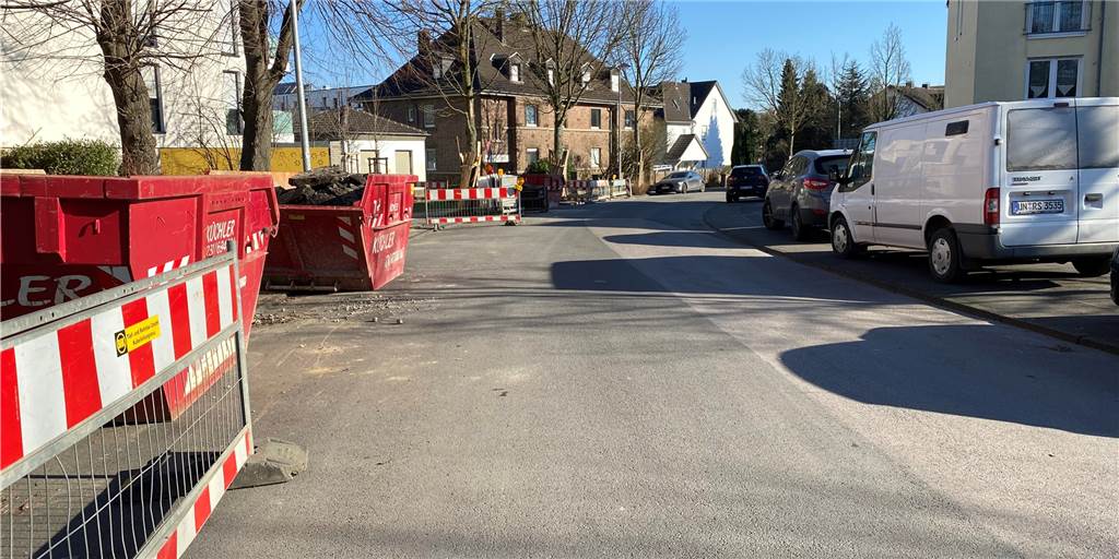 Umleitung durch die Hermannstraße: „Wo sollen die ganzen Autos hin?“ Während der Baumaßnahmen an der Lohbachstraße soll die Hermannstraße als Umgehungsstraße genutzt werden.