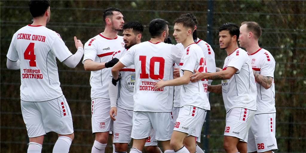Im Re-Live: Türkspor Dortmund stoppt die Welper-Serie und steht wieder auf Rang eins Im Re-Live: Türkspor Dortmund stoppt die Welper-Serie und steht wieder auf Rang eins