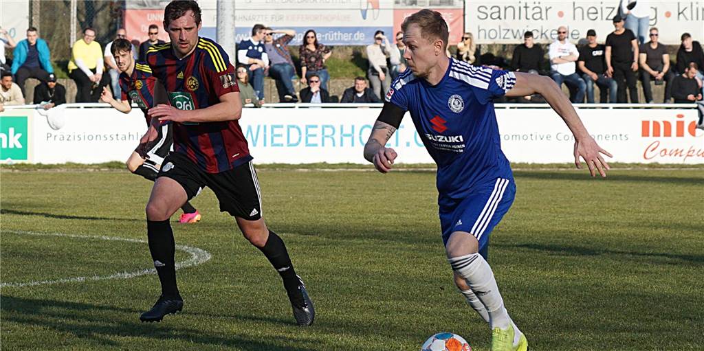 Der ASC demontiert den Holzwickeder SC - Bei Münzel steht es 6:5 für Gelbe Karte Der ASC demontiert den Holzwickeder SC - Bei Münzel steht es 6:5 für Gelbe Karte