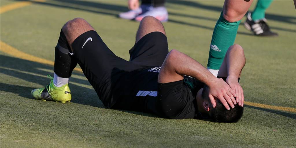 Beim SuS Oberaden ist die „Motivation am Boden“ - Coach Birol Dereli verteilt Spitze an Ex-Spieler Die Enttäuschung beim SuS Oberaden war groß nach dem Spiel gegen den SV Bausenhagen. Der Aufstieg und die Meisterschaft sind jetzt endgültig abgehakt.