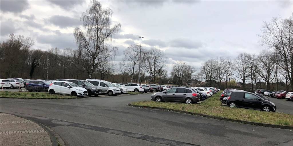 Das ist der Standort der neuen Selmer Flüchtlingseinrichtung in Bork Auf dem Parkplatz hinter dem Hallenbad des LAFP in Bork entsteht eine neue Flüchtlingseinrichtung.