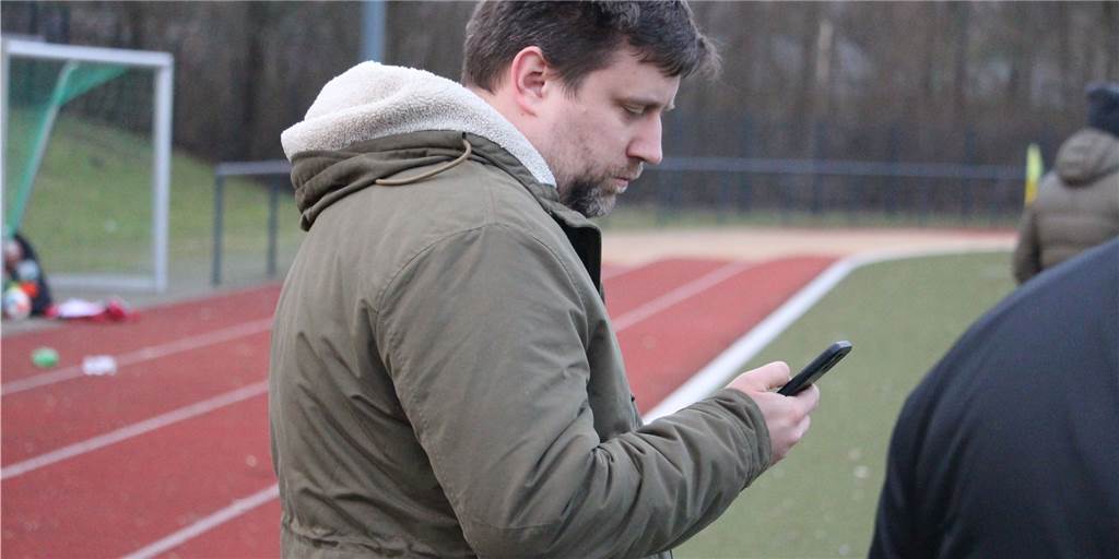 FC TuRa Bergkamen angelt sich Offensivmann vom Landesligisten SuS Kaiserau Marc-Oliver Kraus, Sportlicher Leiter des FC TuRa Bergkamen, hat zur neuen Saison einen Spieler vom Landesligisten SuS Kaiserau verpflichten können.