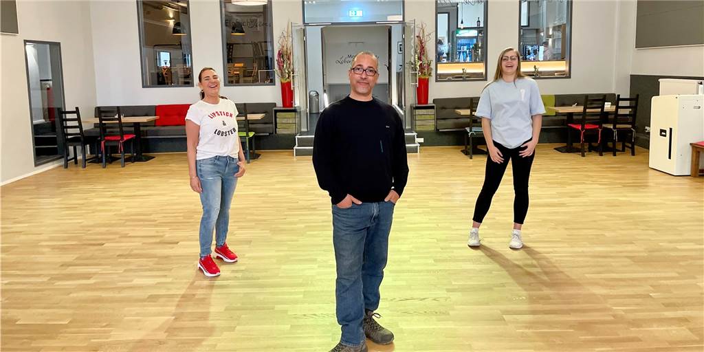 Nach Tod von Klaus Rimek (73): Tanzschule im Dortmunder Süden öffnet wieder