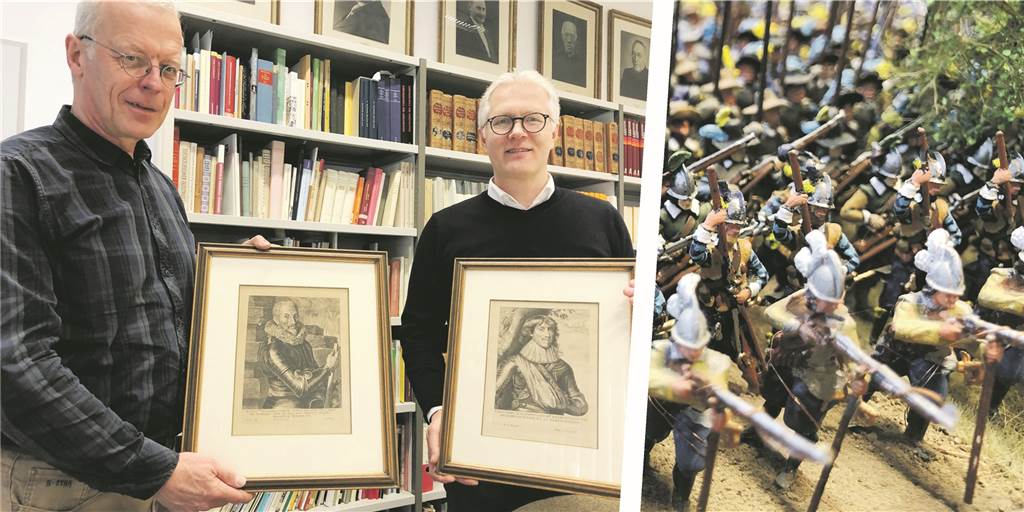Vor 399 Jahren war Stadtlohn für einen Tag blutiger Mittelpunkt Europas Stadtarchivar Ulrich Söbbing (l.) und Hobbyhistoriker Richard Lammers mit Kupferstichen der Widersacher Graf Tilly und Christian von Braunschweig. Rechts ist ein Detail des Dioramas zu sehen, das aus 16.000 Zinnfiguren besteht.