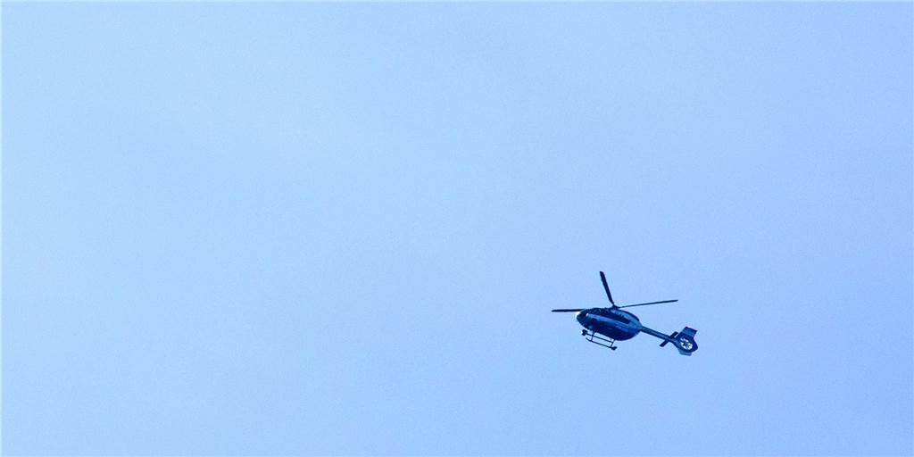 Großes Rätselraten um Polizeihubschrauber über Dortmund und Castrop-Rauxel Am Dienstagmorgen war ein Polizeihubschrauber über dem Dortmunder Westen unterwegs. Bisher ist offen, warum. (Symbolfoto)