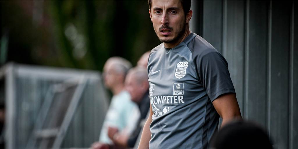 Flut an coronabedingten Spielabsagen nimmt zu: „Vereine nutzen die Regel natürlich aus“ Dennis Köse, spielender Co-Trainer beim BV Brambauer, kann nachvollziehen, dass der FLVW über die aktuelle Regelauslegung nachdenkt.