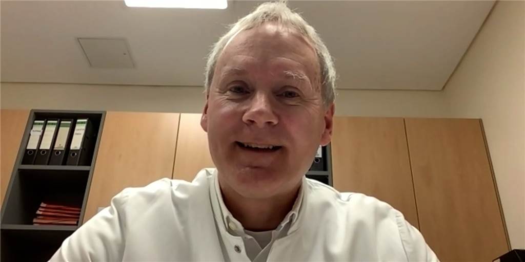 Schilddrüsen-Hormone: Chefarzt erklärt, warum sie verrückt spielen können Dr. Peter Lenz, Chefarzt der Nuklearmedizin des St. Marien Hospitals, informiert während einer Telefonsprechstunde zum Thema "Schilddrüse - wenn die Hormone verrückt spielen".