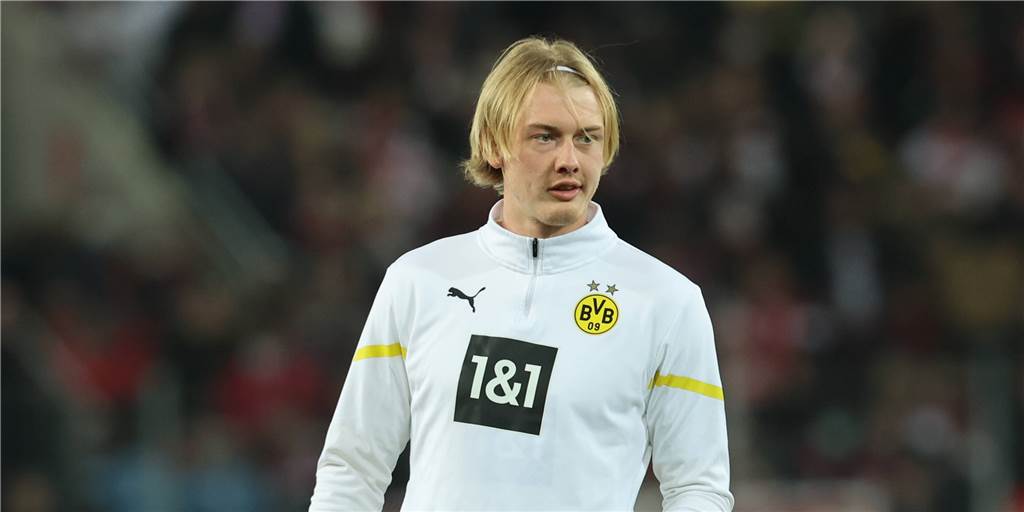 Nicht nur bei Instagram: BVB-Profi Julian Brandt kennt nur schwarz und weiß Nicht nur bei Instagram: BVB-Profi Julian Brandt kennt nur schwarz und weiß