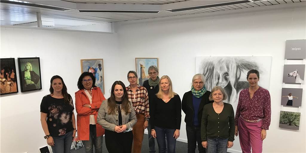 Ganz schön selbstbewusst: Ausstellung in neuem Kulturraum in Dorsten Künstlerinnen im Kulturraum