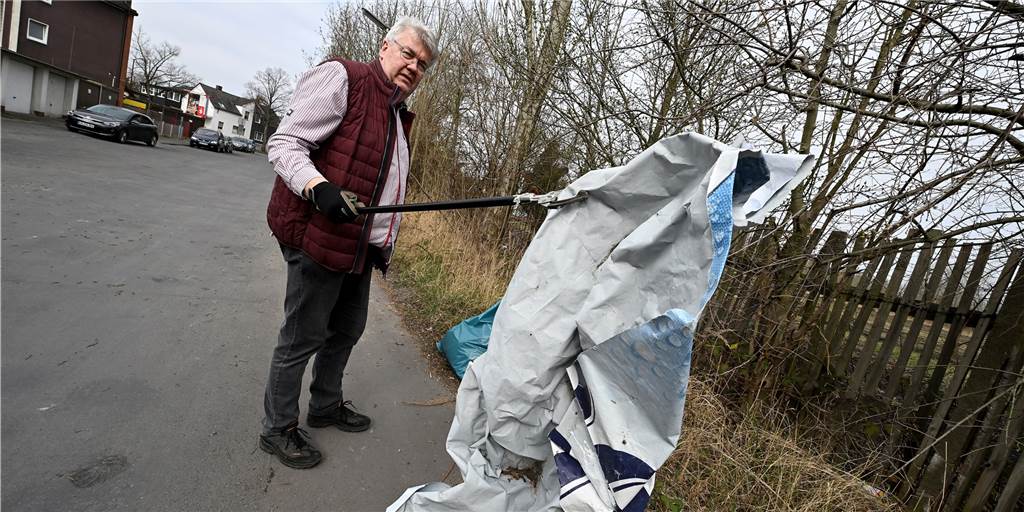 An 14 verschiedenen Stellen in Lünen haben Freiwillige am Sonntag wilden Müll im Stadtgebiet gesammelt. Wie hier rund um den Preußenhafen.