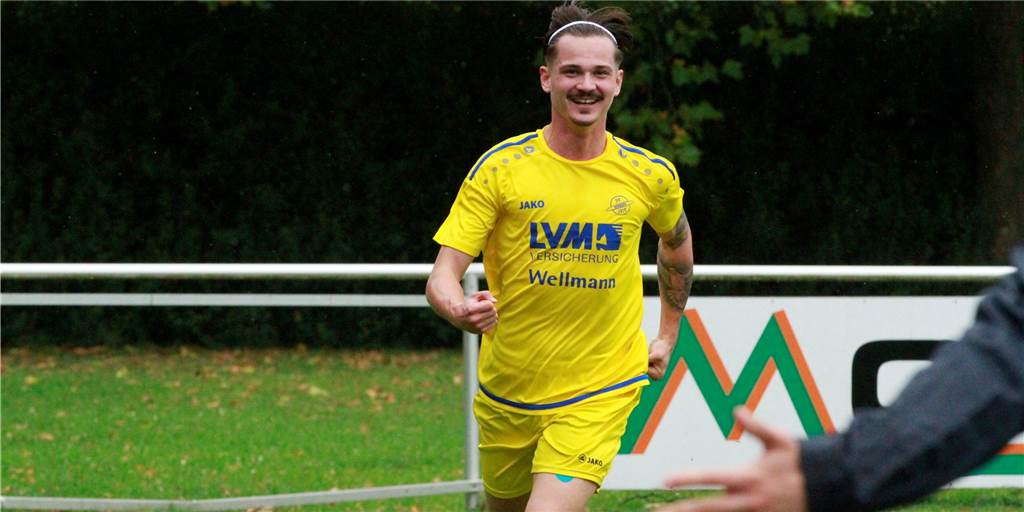 Robin Schwick und Jussef Saado haben im Derby nicht den eigenen Torerfolg vor Augen Robin Schwick konnte in dieser Saison schon einige Male jubeln - das will er auch im Derby am Freitag.