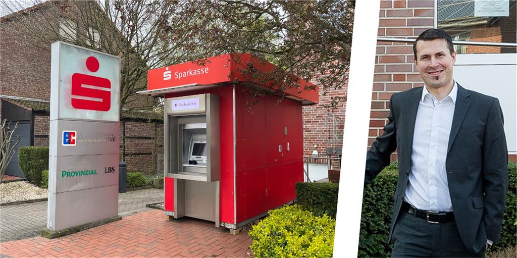 Umbau der Sparkasse: Bald nur noch eine Filiale mit Kundengesprächen Vor der Sparkassen-Filiale in Nordkirchen steht seit dem 30. März ein Geldautomat-Container, da der Standort modernisiert wird. Daniel Kosanke, Filialleiter der Filiale in Südkirchen, wird durch den Umbau bald in einem neuen Team arbeiten.