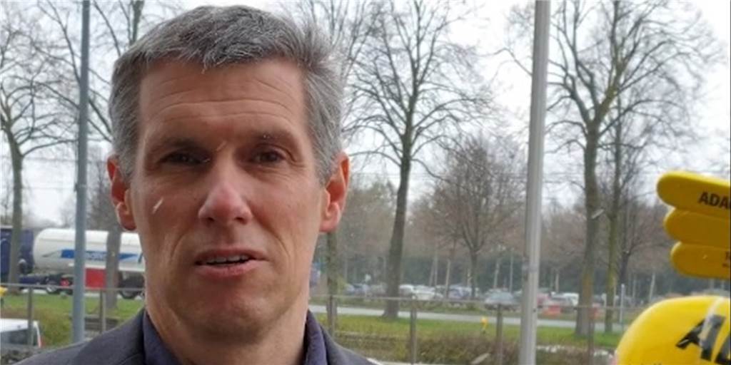 Im Alltag Sprit sparen - Dortmunder ADAC-Experte gibt Tipps Von Schubschaltung bis Spritpreis-App: Dirk Krüger vom ADAC erklärt, wie sich Benzin sparen lässt