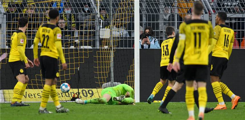 RN-Analyse: Offenbarungseid vor 81.365 Zuschauern - Leipzig kontert den BVB aus RN-Analyse: Offenbarungseid vor 81.365 Zuschauern - Leipzig kontert den BVB aus
