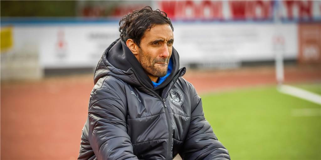 FC Brünninghausen verliert durch umstrittene Szene - Halim: "Alles gut" FC Brünninghausen verliert durch umstrittene Szene - Halim: "Alles gut"