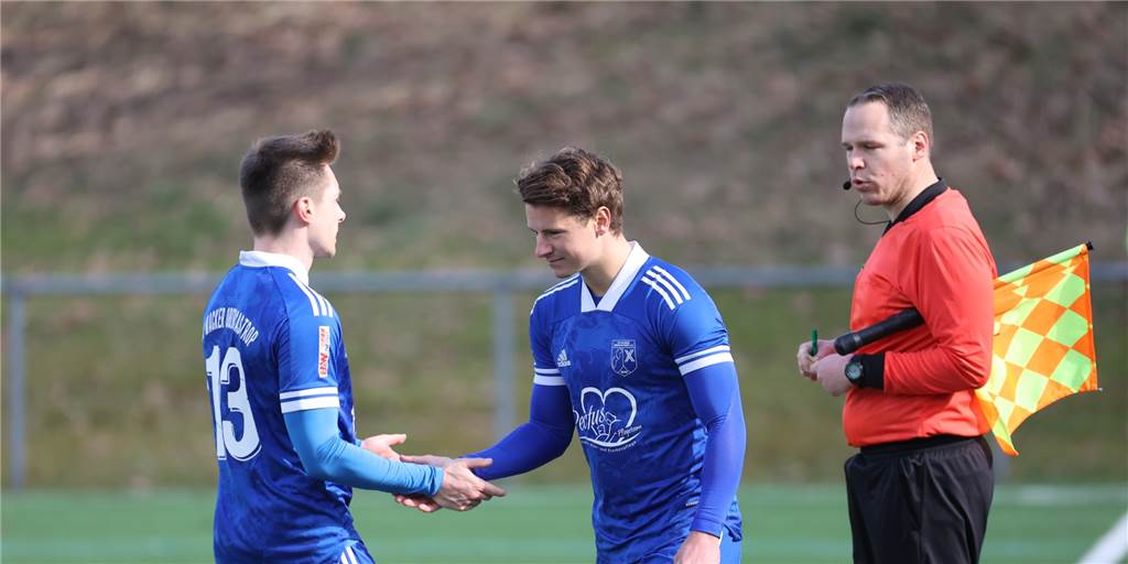 Aufstellungen, Torschützen, Platzverweise: So haben Castrop-Rauxels Fußballteams gespielt Aufstellungen, Torschützen, Platzverweise: So haben Castrop-Rauxels Fußballteams gespielt