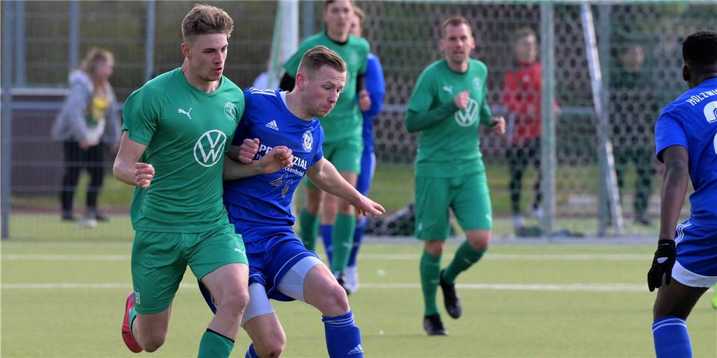 Wethmar hadert nach 2:5-Pleite gegen Holzwickeder SC U23: „Für mich ist das lächerlich” Am Ende setzte sich die U23 des HSC gegen Westfalia Wethmar deutlich durch.