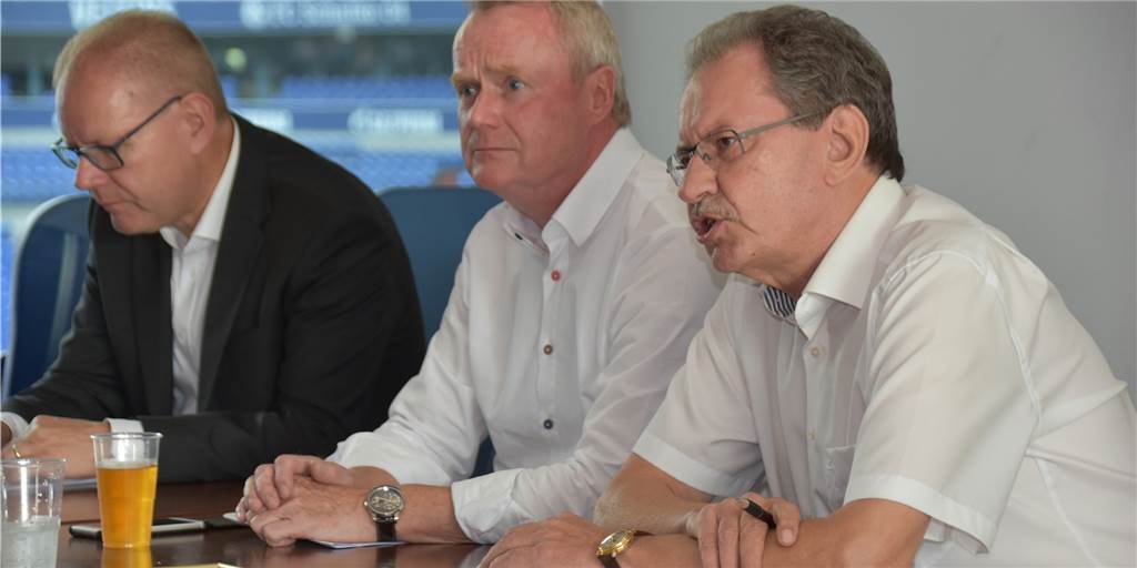 Oberliga im Planungs-Wirrwarr: Angesetzte Heimspiele für Auf- und Abstiegsrunde werfen Fragen auf Oberliga im Planungs-Wirrwarr: Angesetzte Heimspiele für Auf- und Abstiegsrunde werfen Fragen auf