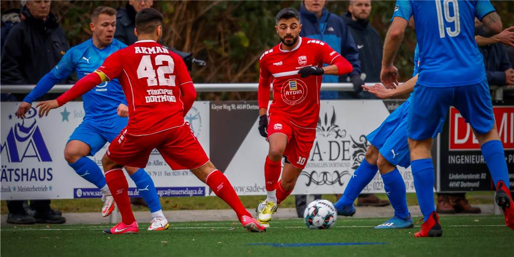 Spannendes Landesliga-Talent aus Dortmund: Super-Youngster überragt im ersten Seniorenjahr Spannendes Landesliga-Talent aus Dortmund: Super-Youngster überragt im ersten Seniorenjahr