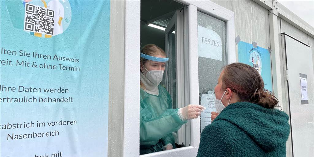 Container statt Wohnwagen: Teststelle im Dortmunder Westen musste umrüsten Der Wohnwagen ist weg, nun wird aus einem Container heraus getestet.