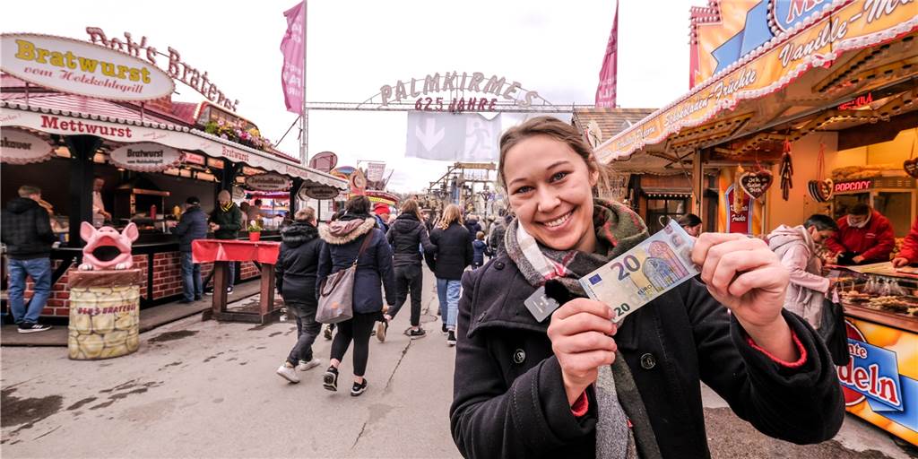 Selbstversuch: Was kostet ein Rundgang über die Palmkirmes in Recklinghausen? Selbstversuch: Was kostet ein Rundgang über die Palmkirmes in Recklinghausen?