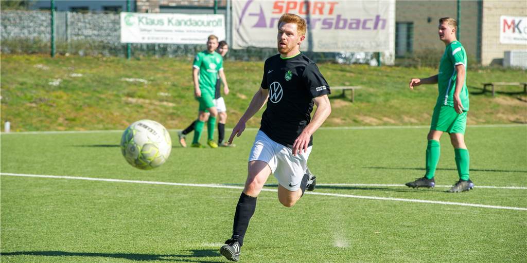 Bossendorf beendet Sieglos-Serie souverän - trotz vieler ungenutzter Chancen Kai Saalmann und der SV Bossendorf konnten endlich wieder einen Sieg feiern.